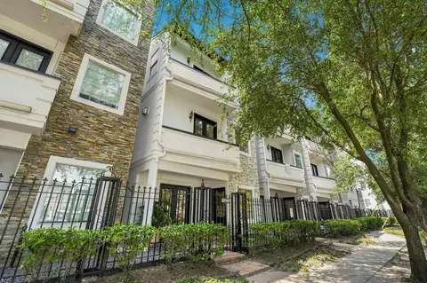 1525 Rosewood St, Houston, TX 77004