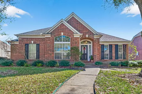 3219 Shadowleaf Dr, Houston, TX 77082