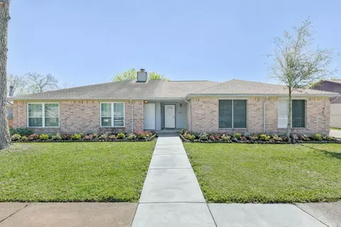 19323 Hollowlog Dr, Katy, TX 77449