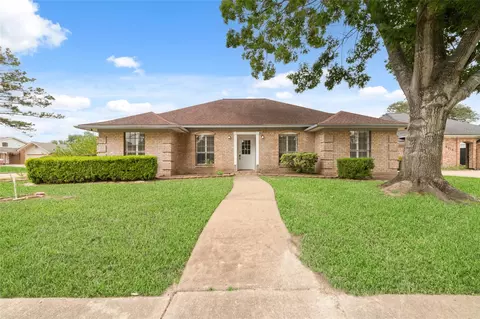 9222 Chesney Downs Dr, Houston, TX 77083