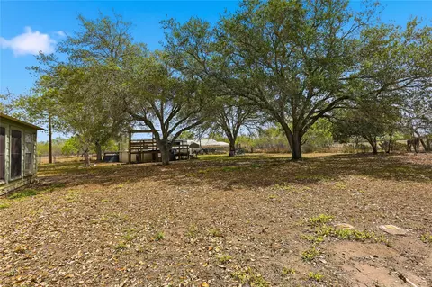 Exterior - 2802 Comanche St, Beeville, TX 78102 photo 6 of 6