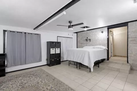 Bedroom - 2802 Comanche St, Beeville, TX 78102 photo 10 of 10