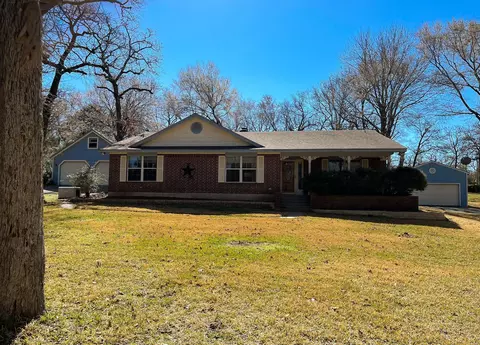518 Lcr 902, Jewett, TX 75846