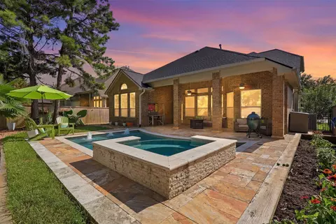30 Shaded Arbor Dr, Spring, TX 77389