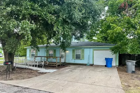 403 E Kerr Ave, Lufkin, TX 75901 photo 1