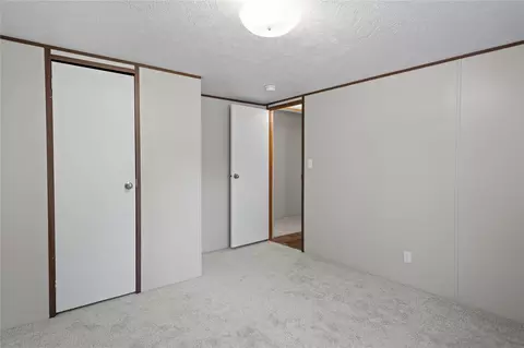 Bedroom - 16889 Springfield Dr, Conroe, TX 77302 photo 6 of 10
