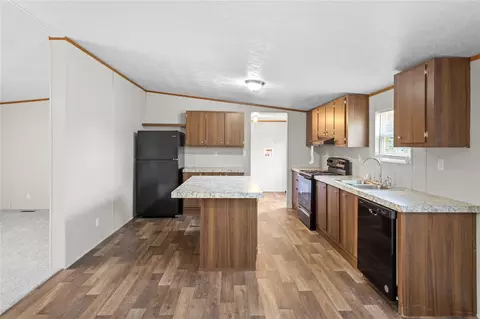 Kitchen - 16889 Springfield Dr, Conroe, TX 77302 photo 2 of 3