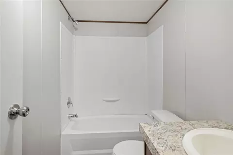Bath - 16889 Springfield Dr, Conroe, TX 77302 photo 3 of 4