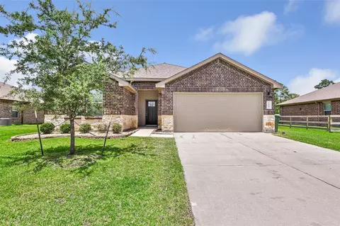 214 Kickapoo Dr, Anahuac, TX 77514 photo 1