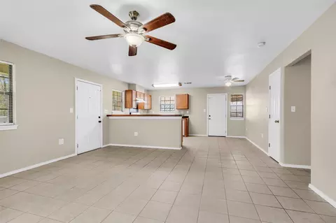 Living - 14236 E Ravine Run, Willis, TX 77318 photo 2 of 3
