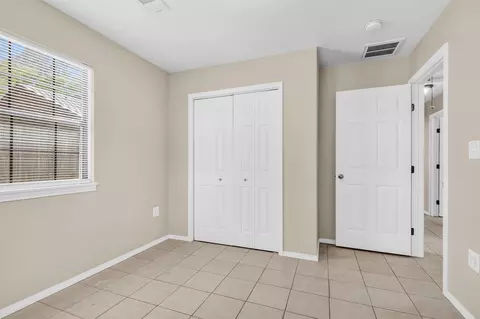 Bedroom - 14236 E Ravine Run, Willis, TX 77318 photo 4 of 5