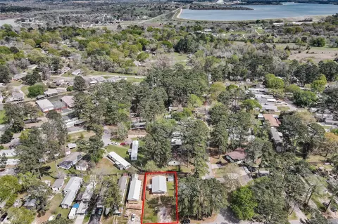 View/Area - 14236 E Ravine Run, Willis, TX 77318 photo 3 of 7