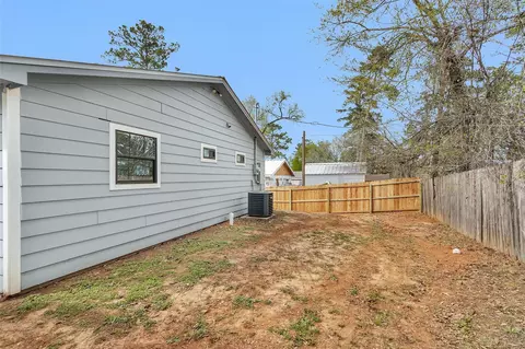 Exterior - 14236 E Ravine Run, Willis, TX 77318 photo 8 of 8