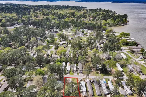 View/Area - 14236 E Ravine Run, Willis, TX 77318 photo 5 of 7