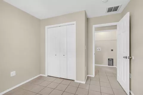 Bedroom - 14236 E Ravine Run, Willis, TX 77318 photo 2 of 5