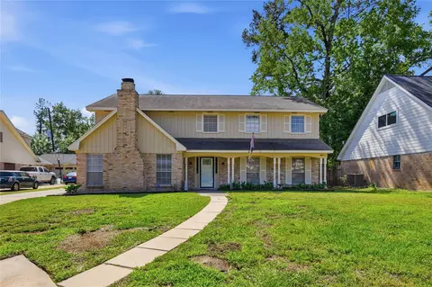 1007 Manatee Ln, Houston, TX 77090