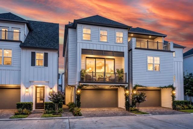 1004 Lamelia Ln, Houston, TX 77008