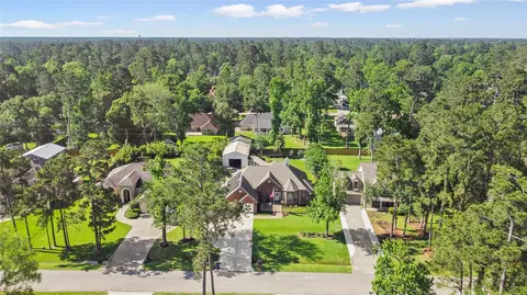 7107 Nickaburr Creek Dr, Magnolia, TX 77354