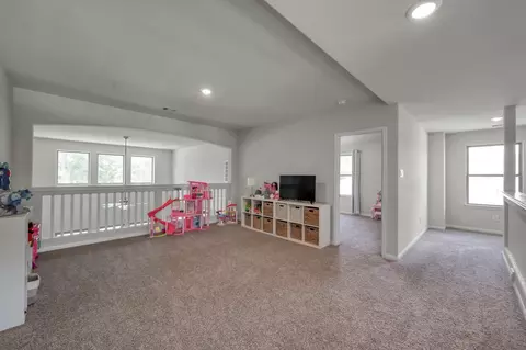 Entry Way - 6185 White Oak Leaf Loop, Conroe, TX 77303 photo 13 of 14