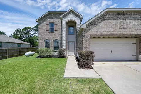 Exterior - 6185 White Oak Leaf Loop, Conroe, TX 77303 photo 2 of 9