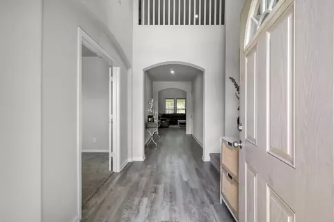 Entry Way - 6185 White Oak Leaf Loop, Conroe, TX 77303 photo 1 of 14