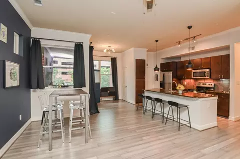 300 St Joseph Pkwy #123, Houston, TX 77002