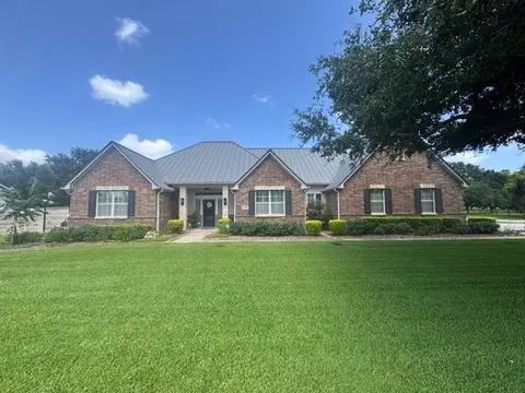 3310 River Bend Dr, Rosenberg, TX 77471
