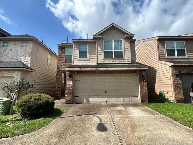 10913 Panther Ct, Houston, TX 77099