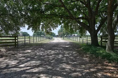 Other - 20510 Kickapoo Rd, Waller, TX 77484 photo 2 of 6