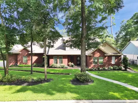 Exterior - 9 Robin Trl, Conroe, TX 77304 photo 5 of 7