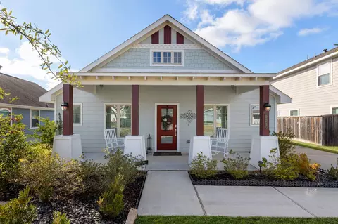 221 N Lynx Trl, Montgomery, TX 77316