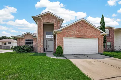 18203 Winding Timbers Ln, Humble, TX 77346