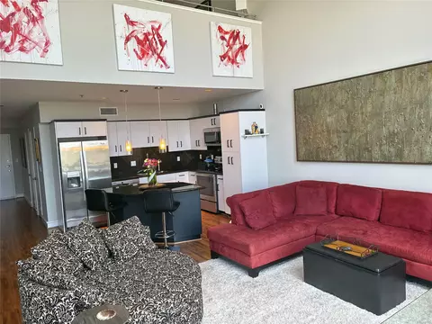 3311 Yupon St #605, Houston, TX 77006