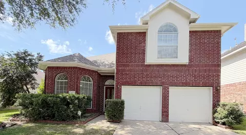 3827 Canton Dr, Pearland, TX 77584