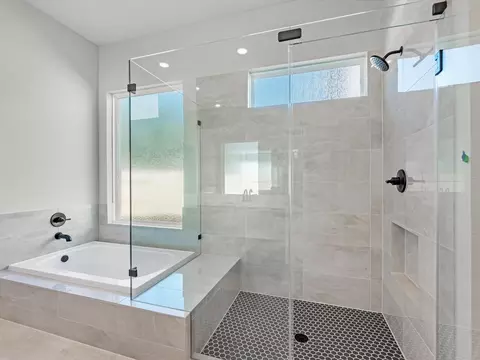 Bath - 22615 Ruby Forest Rd, Tomball, TX 77377 photo 2 of 3