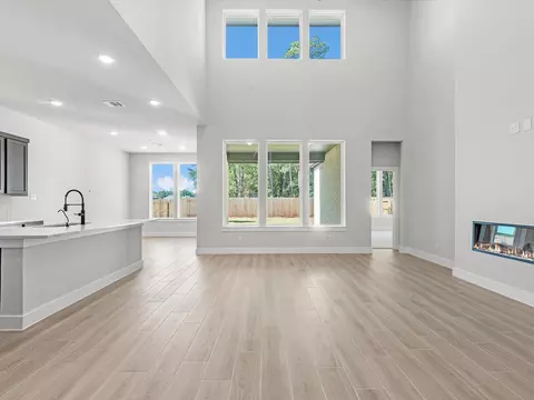 Living - 22615 Ruby Forest Rd, Tomball, TX 77377 photo 2 of 5