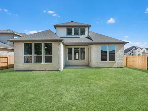 Exterior - 22615 Ruby Forest Rd, Tomball, TX 77377 photo 2 of 4
