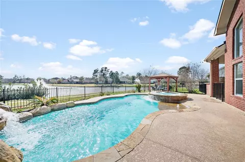 30403 Russell Point Dr, Spring, TX 77386 photo 1