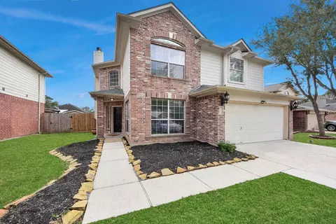 1054 Inverness Cv, Dickinson, TX 77539