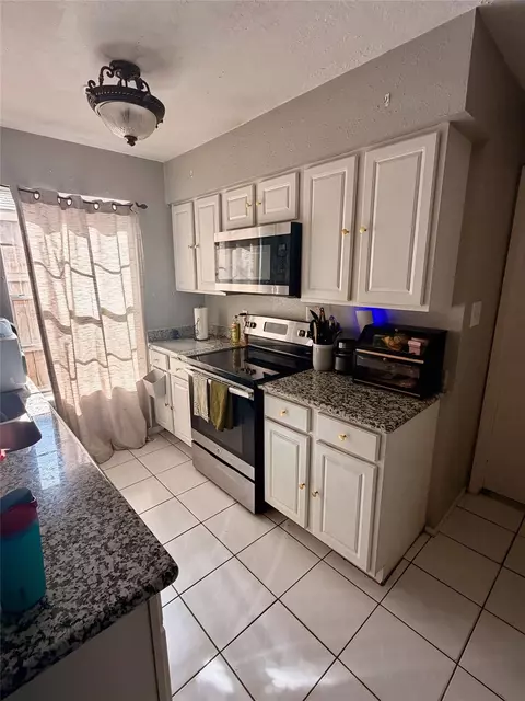 6306 Brookgate Drive Dr, Spring, TX 77373 photo 5