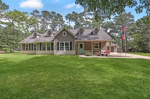 8997 Hickory Rd, Plantersville, TX 77363