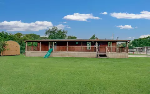 222 Kernohan St, Crosby, TX 77532