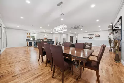 Dining - 11234 N Loop Rd, Brenham, TX 77833 photo 1 of 2
