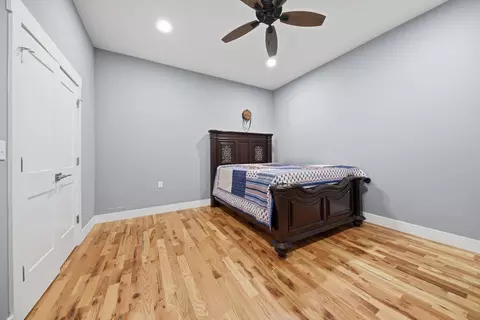 Bedroom - 11234 N Loop Rd, Brenham, TX 77833 photo 5 of 7