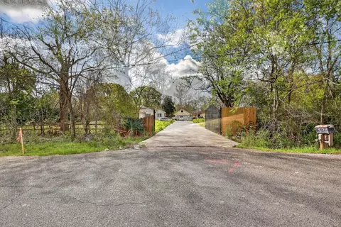 1614 Fellows Rd, Houston, TX 77047