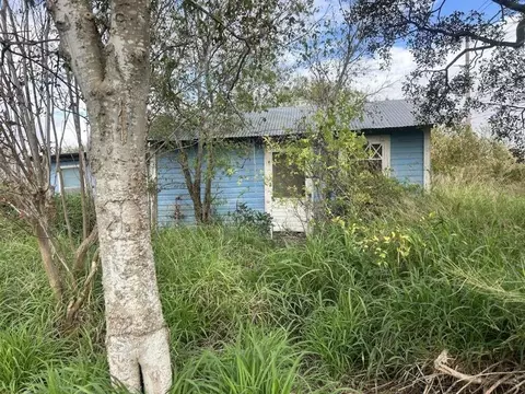 2101 Brown Ave, Jourdanton, TX 78026
