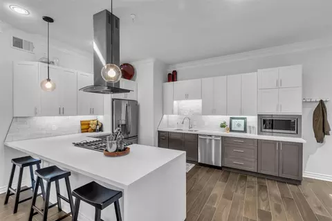 510 Lovett Blvd #404, Houston, TX 77006