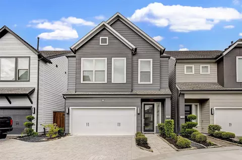 966 Ford Pines Ln, Houston, TX 77091