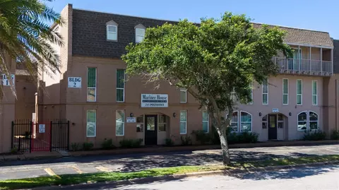 215 Postoffice #906, Galveston, TX 77550