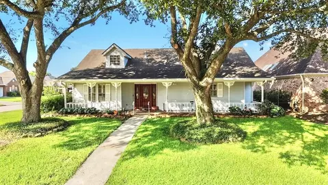 3116 Pebble Beach Ln, Orange, TX 77630